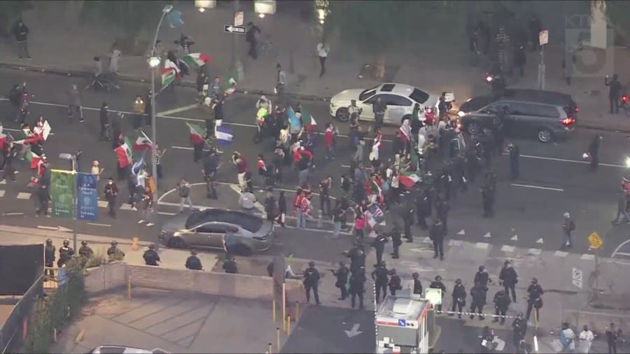 Downtown Los Angeles Sees at Least 1000 Anti-Trump Protesters